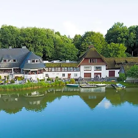 Fischerklause Am Garni Szálloda Lütjensee