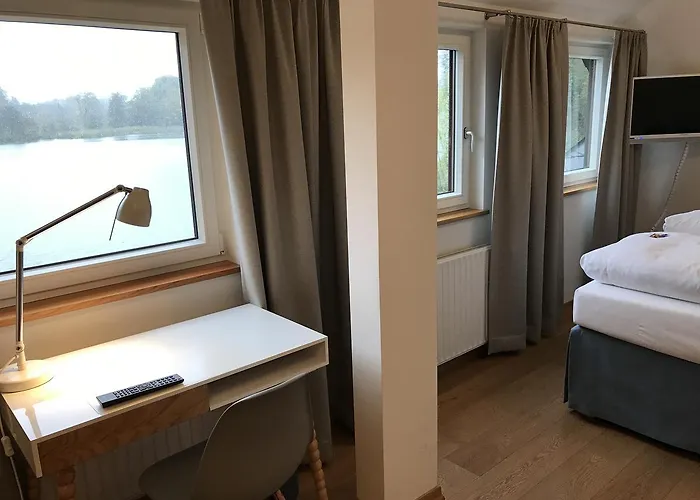 Fischerklause Am Hotel Lutjensee